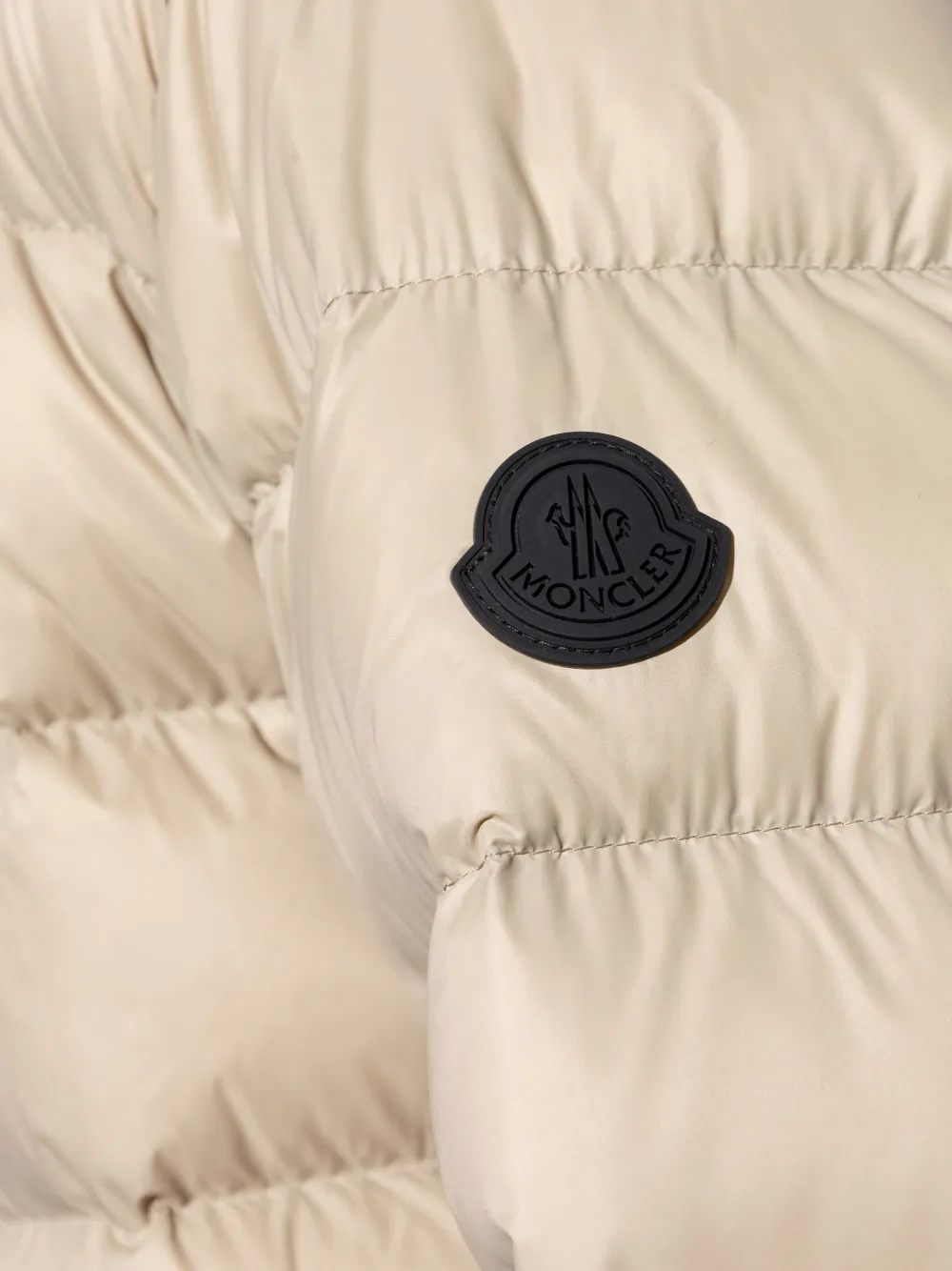 Moncler Charvin jack Beige