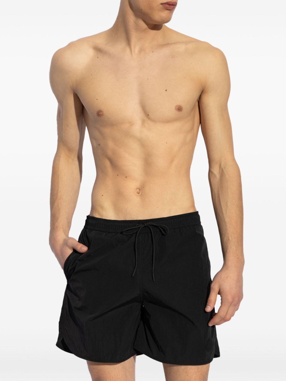 Moncler crinkled-finish swim shorts - Zwart