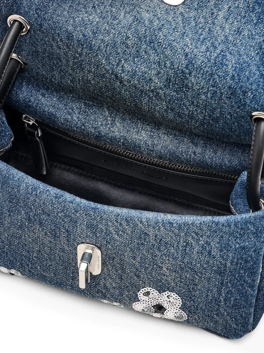 【MARC JACOBS】The Sequin Daisy Denim ミニバッグ Marc Jacobs The Sequin Daisy Denim Mini Dual Bag | Blue