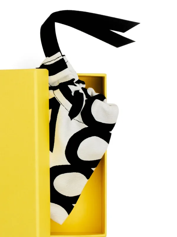 MARC JACOBS ステッカーチャームネックレス Marc Jacobs Sticker チャーム ネックレス | シルバートーン