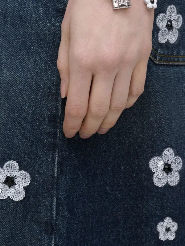 【関税込み】Daisy Balloon Charm Bracelet - Marc Jacobs - Met Marc Jacobs Daisy Balloon Charm Bracelet | Silver | FARFETCH
