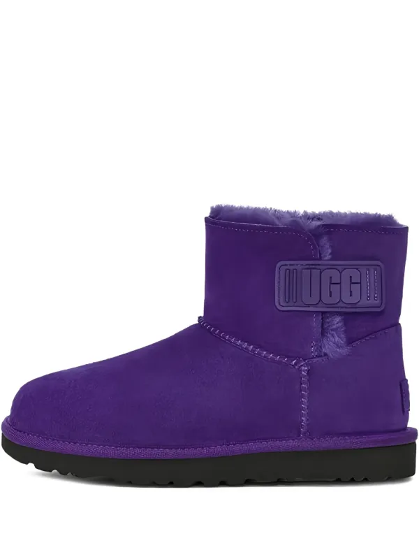 UGG Mini Bailey Logo Strap 