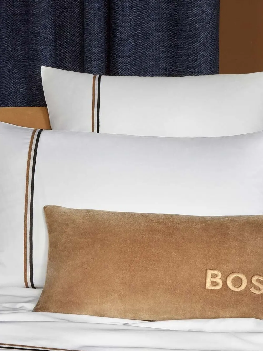 Hugo Boss Stripe-detail Bedding Set In Multi
