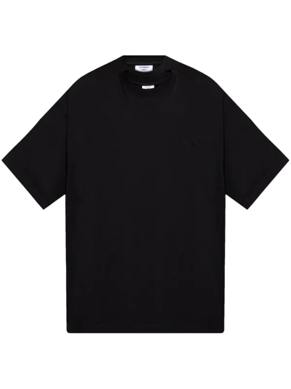 Tシャツ・カットソー VETEMENTS Men T Shirts UA66TR610BBLACK Black VETEMENTS logo-print Cotton T-shirt | Black | FARFETCH