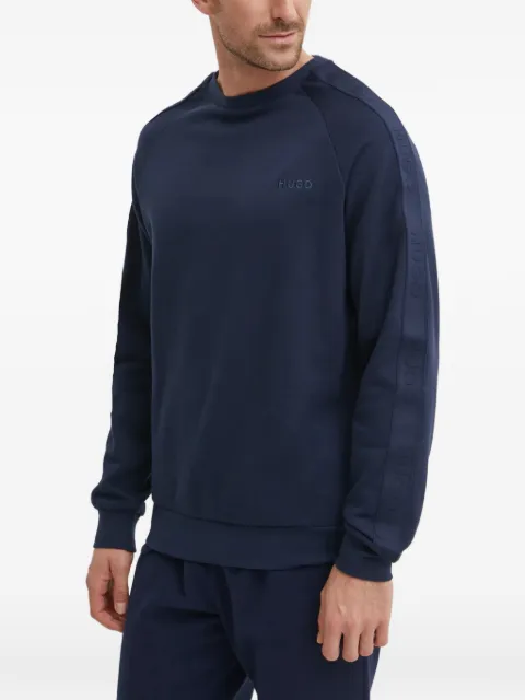 HUGO logo-appliqué long-sleeve sweatshirt