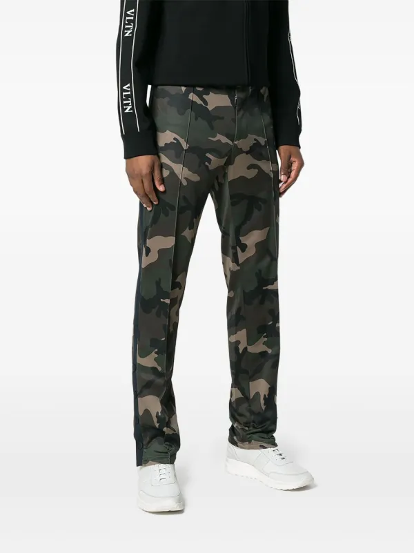 〈新品タグ付き〉VALENTINO フーディ スウェット カモフラージュ柄 新品タグ付き〉VALENTINO フーディ スウェット カモフラージュ柄