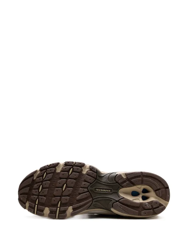 New Balance 530 Sneakers | Neutrals | FARFETCH ZA