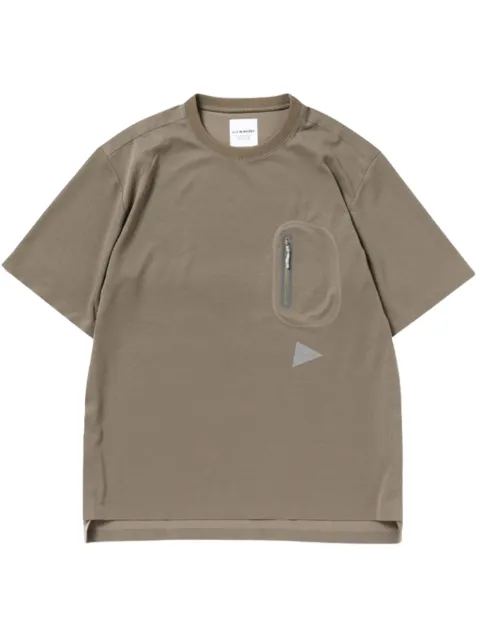 and Wander 胸袋T恤