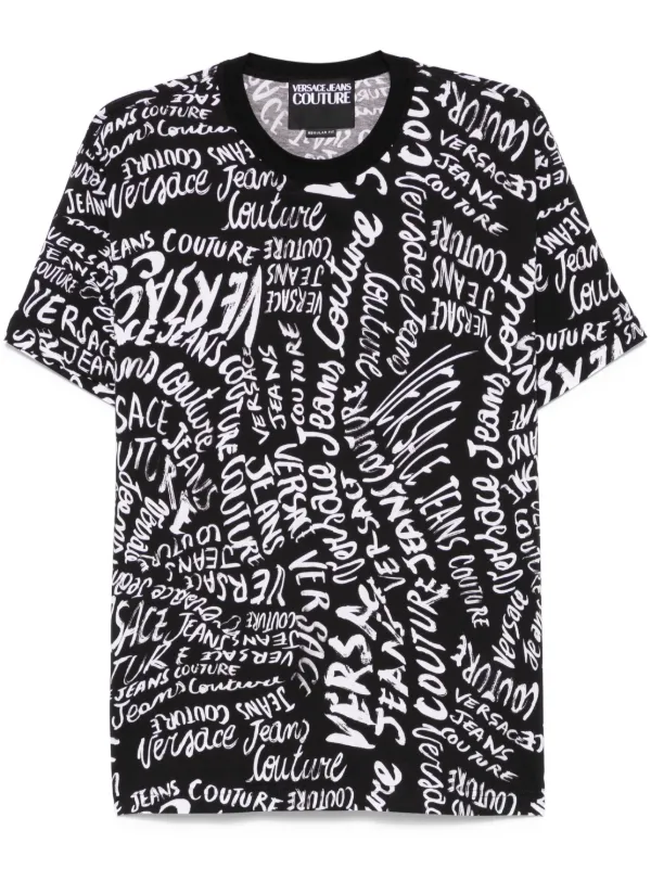 【関税&送料込】Versace Jeans Couture Logomania Print T-Shir Mainimage.jpg