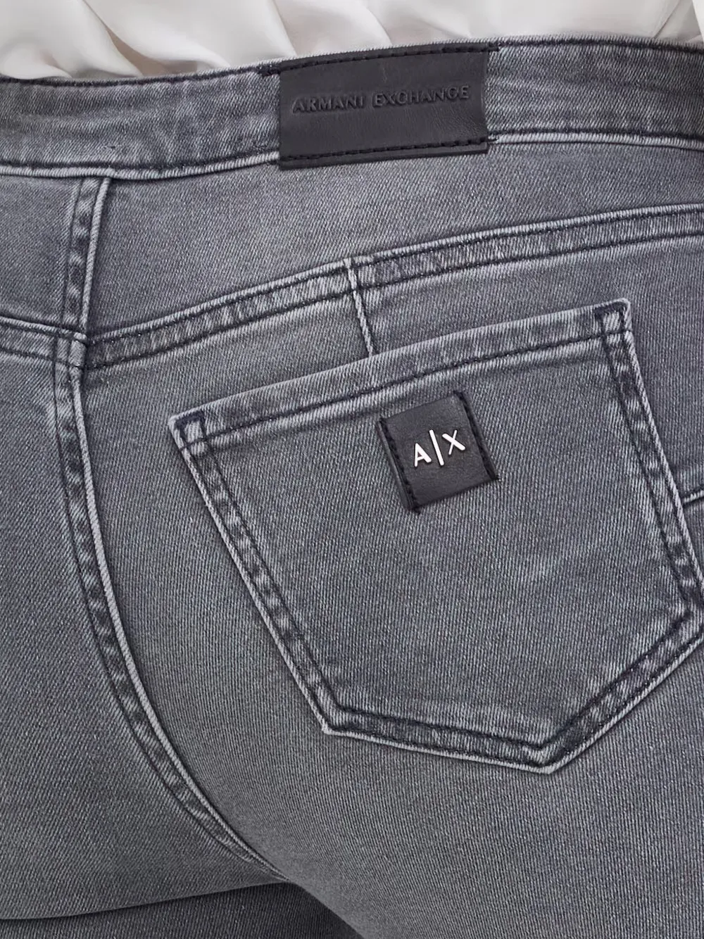 Armani Exchange logo-patch skinny jeans Grijs