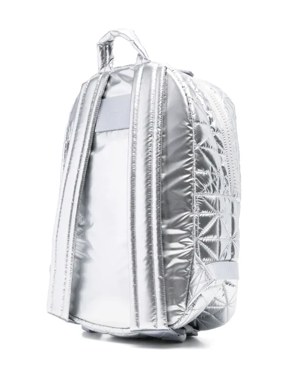 バッグ BUMP OF CHICKEN Silver Jubilee Backpack BUMP OF CHICKEN Silver Jubilee リュックサック Amazon.co.jp