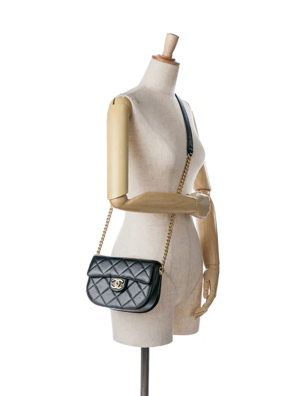 ◆◇ 極上美品 シャネル CHANEL ラウンド シングル フラップ ショルダー CHANEL Pre-Owned 2021-2024 ココマーク マトラッセ カーフ