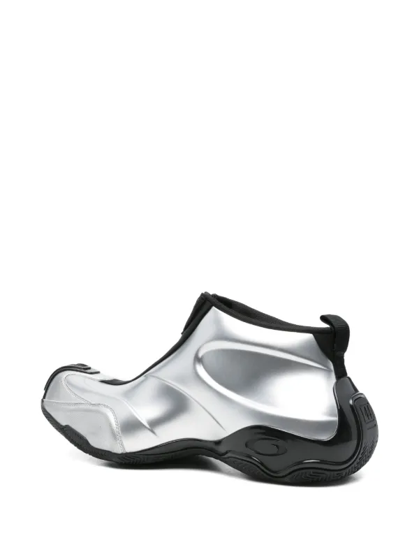 Balenciaga バスケットボール スニーカー | シルバートーン