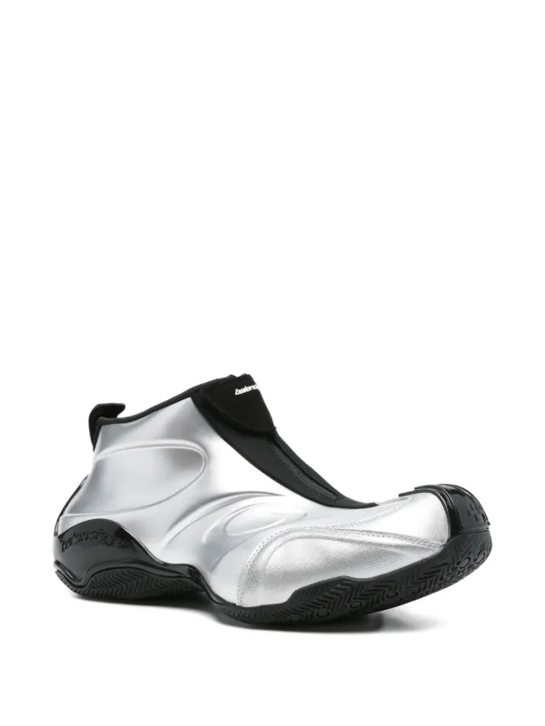 Balenciaga バスケットボール スニーカー | シルバートーン