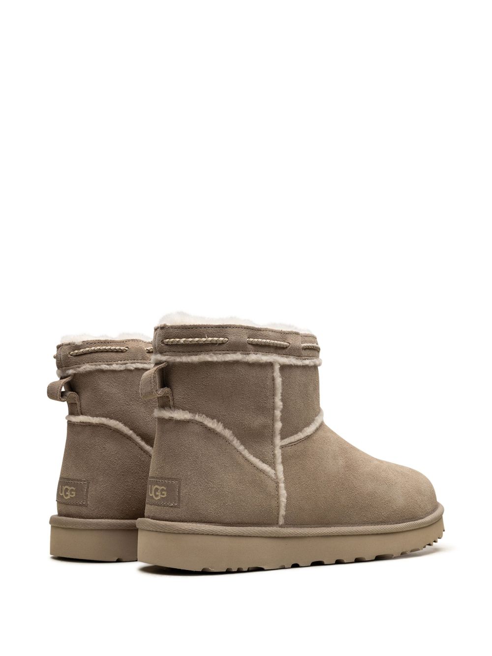 UGG CLASSIC MINI BOOTS