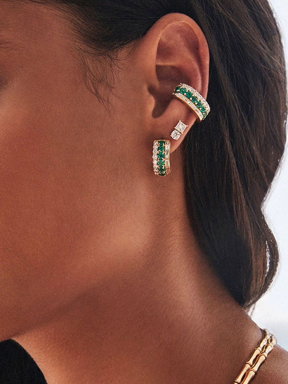 Anita Ko 18K yellow gold Lola diamond and emerald huggie earrings - Goud