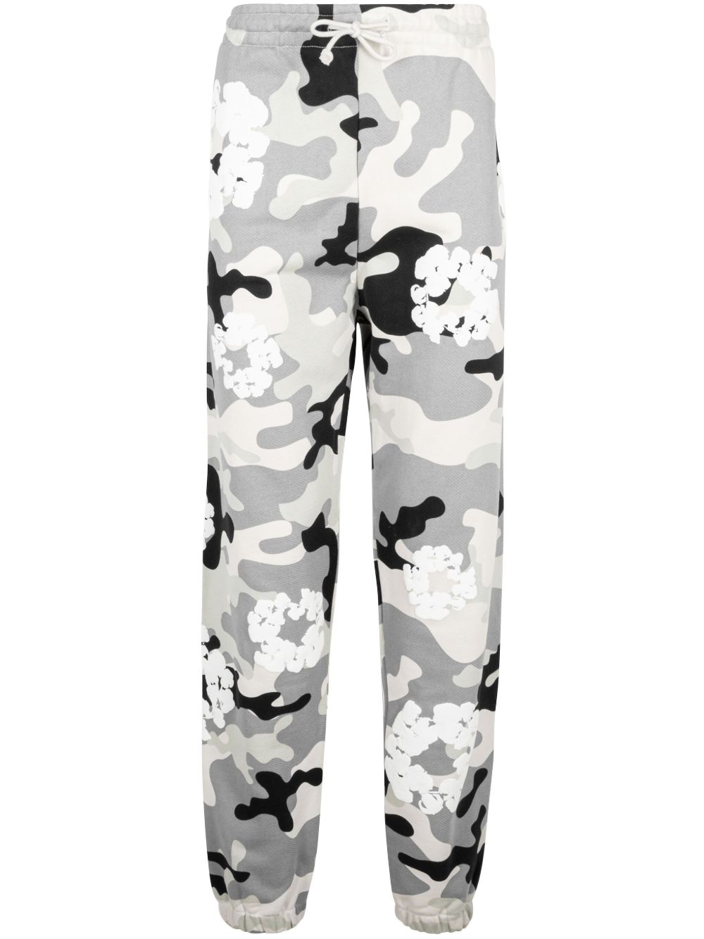 camouflage-print trousers