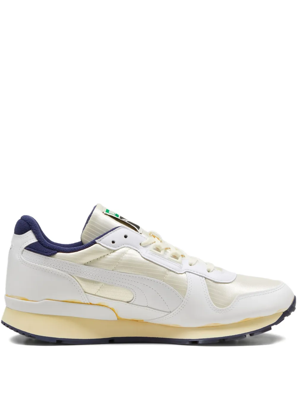 PUMA RX-737 Neverworn II Frosted Ivory/Light Straw 运动鞋 | 白色 | Image 1