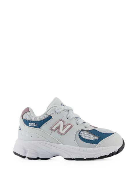 New Balance 2002R panelled sneakers