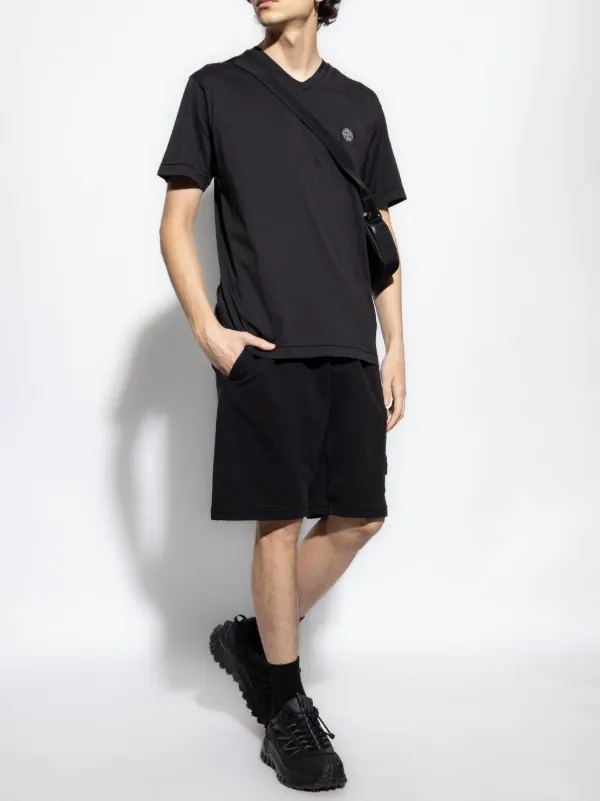 Stone Island Vネック Tシャツ | ブラック | FARFETCH JP
