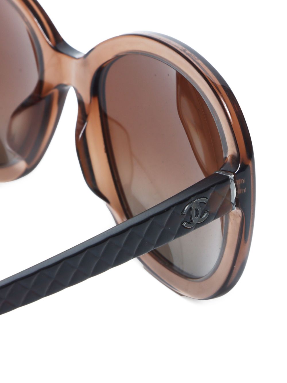 CHANEL 2000S CC SUNGLASSES