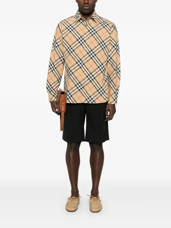 トップス Burberry archive folderneck camisole Y2K NOBZ | Second Hand Shop | O padrão de xadrez da Burberry, o famoso