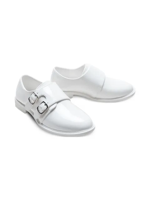 Moustache buckled shoes
