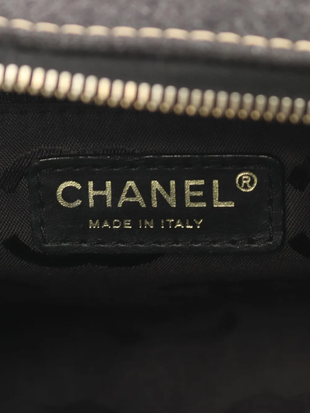 CHANEL 2003-2004 WILD STITCH SHOULDER BAG