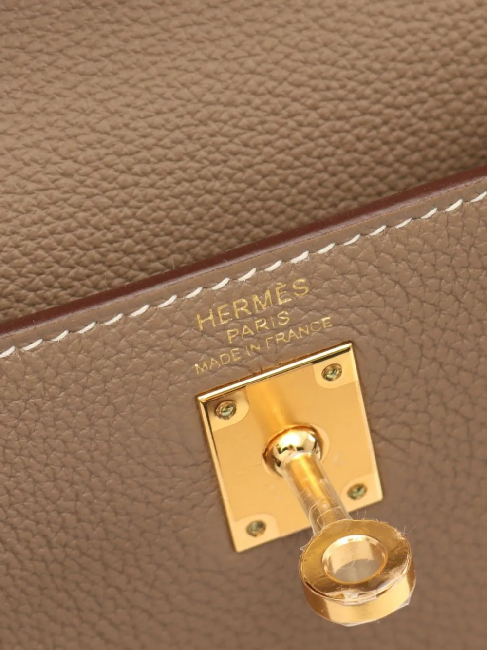 HERMES 2022 KELLY 25 TWO-WAY HANDBAG