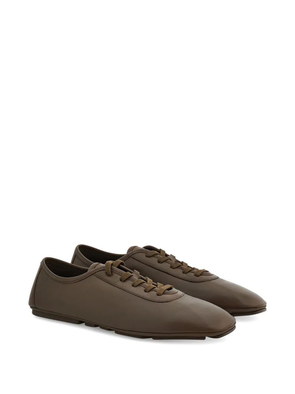 Ferragamo Schoenen met veters Bruin