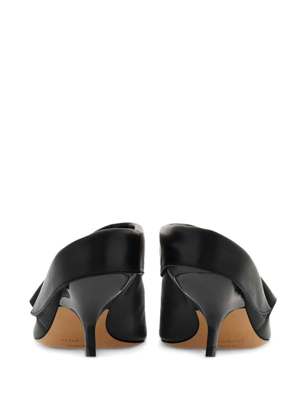Ferragamo Eva pumps Black