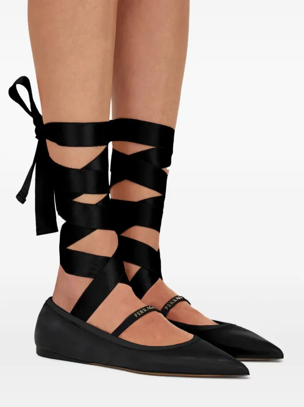 Ferragamo レザー フラットシューズ | ブラック | FARFETCH JP