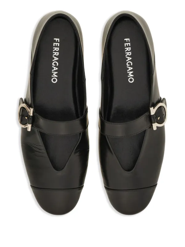 フェラガモ　ガンチーニ　フラットシューズ Ferragamo ガンチーニ フラットシューズ | ブラック | FARFETCH JP