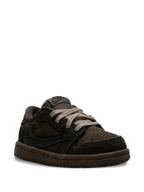 Jordan Kids x Travis Scott sneakers 