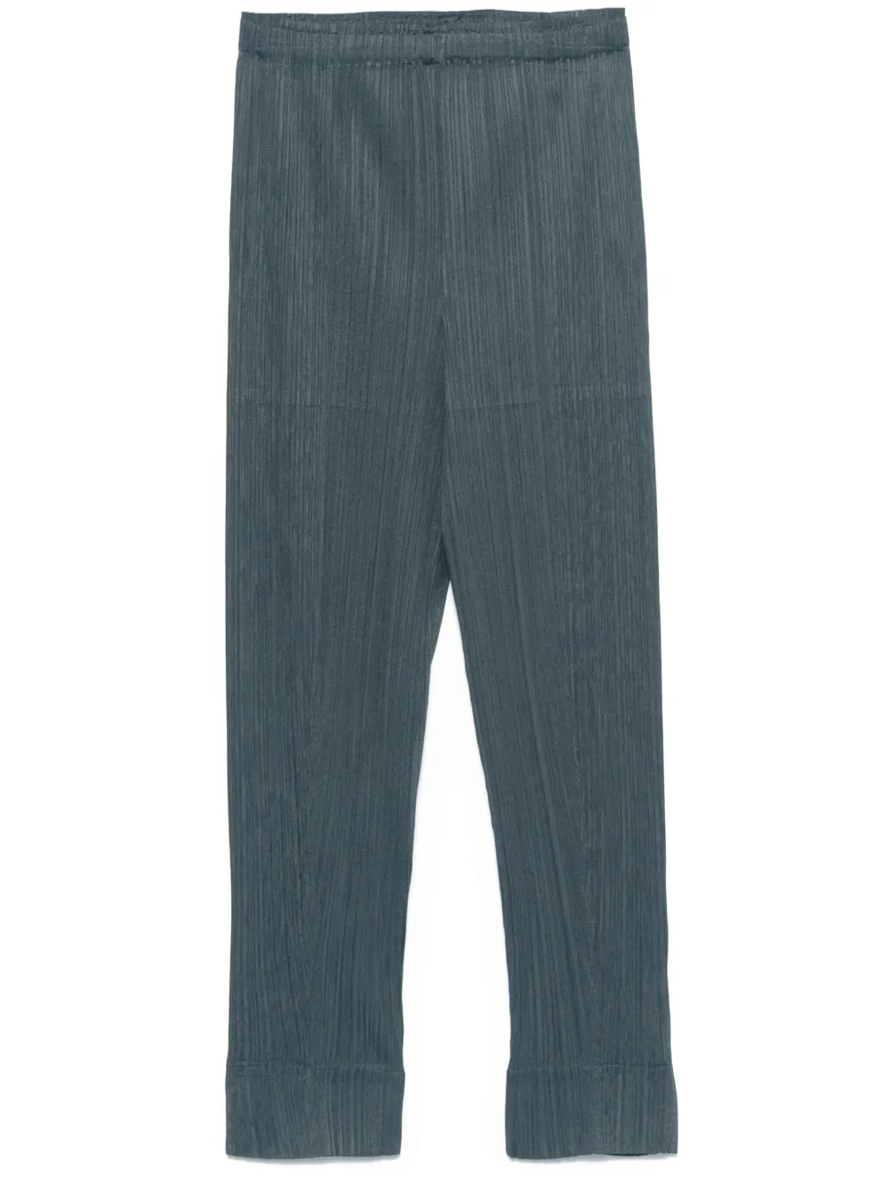 pleated trousers