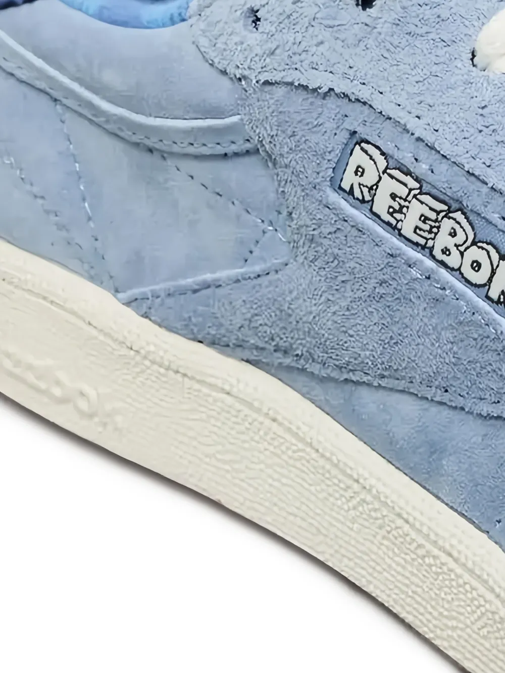 Reebok x Footpatrol Club C "Blue Denim" sneakers Blauw