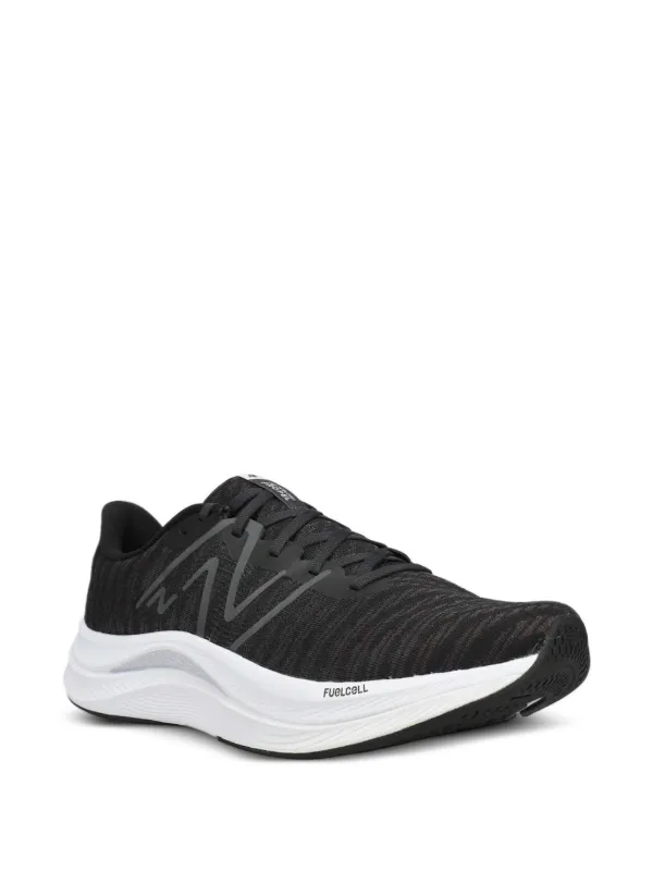 New Balance FuelCell Propel V4 