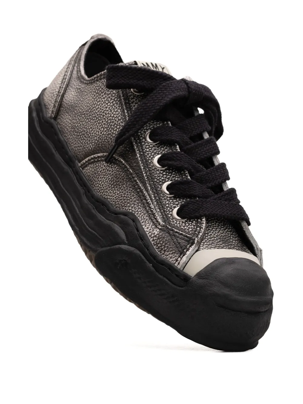 Maison MIHARA YASUHIRO Low-top sneakers van geborsteld leer Zwart