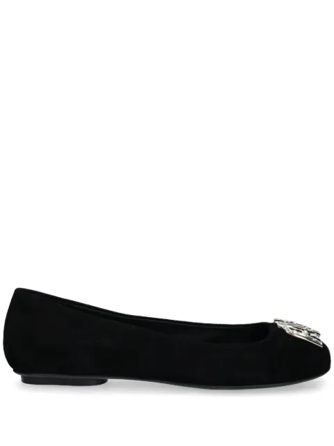 Furla flats con placa del logo