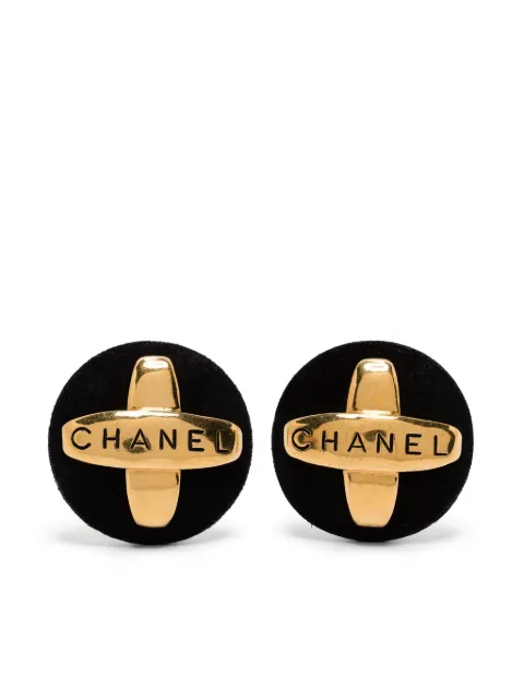CHANEL Pre-Owned 1992s logo-engraved clip-on earrings