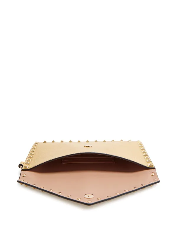 【関税＆送料込み】Valentino Garavani Rockstud Clutch 24354903_54437574_600.jpg