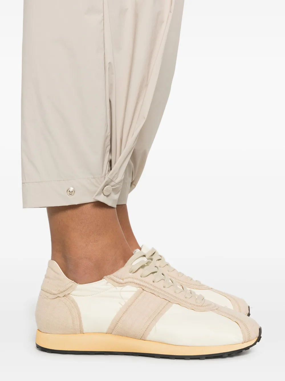 Herno Broek met toelopende pijpen Beige