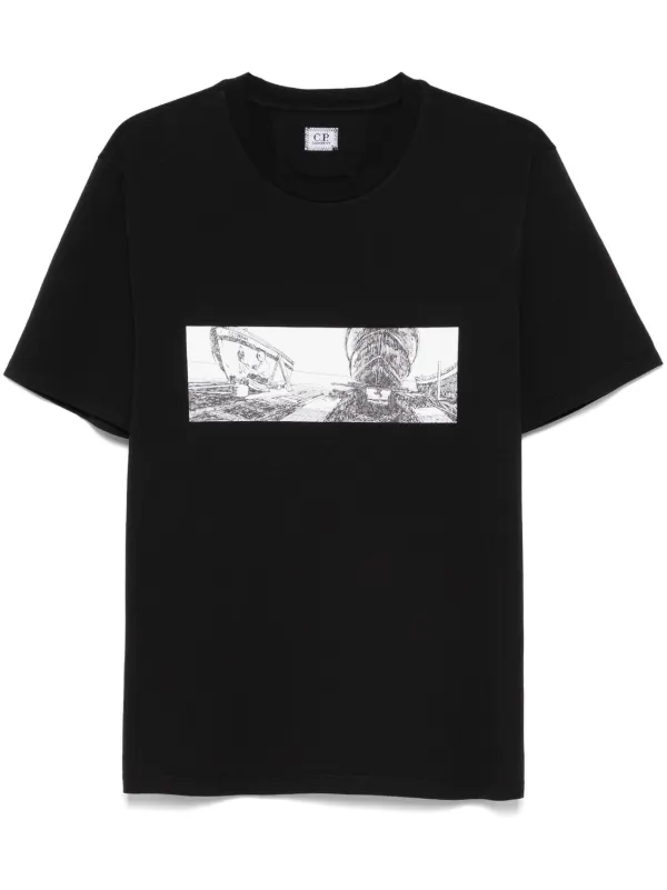 C.P. Company プリント Tシャツ | ブラック | FARFETCH JP