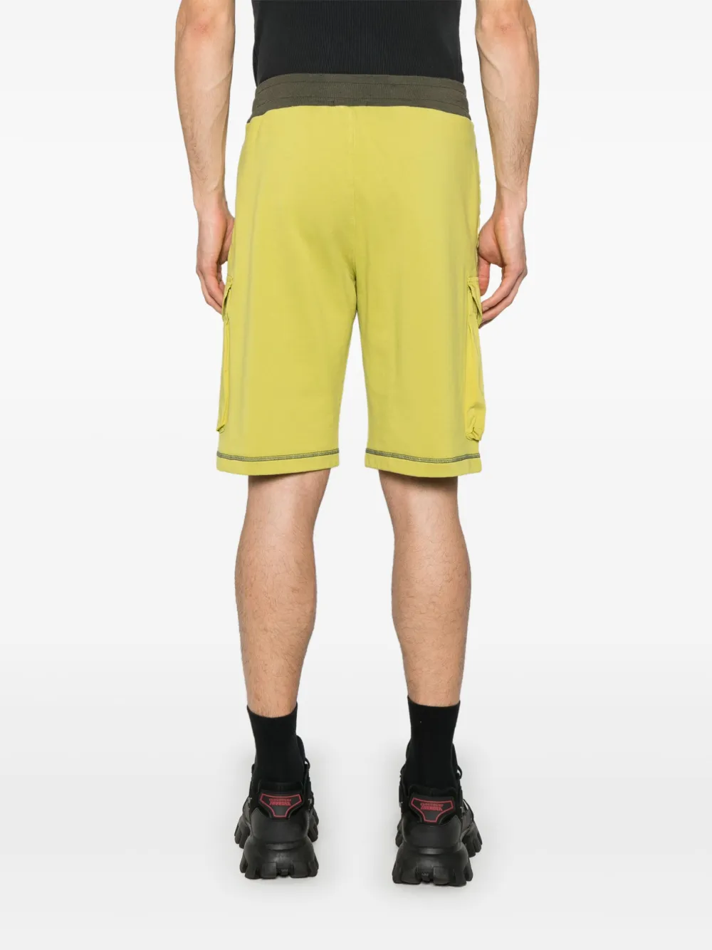 C.P. Company Diagonal Fleece cargo shorts Groen
