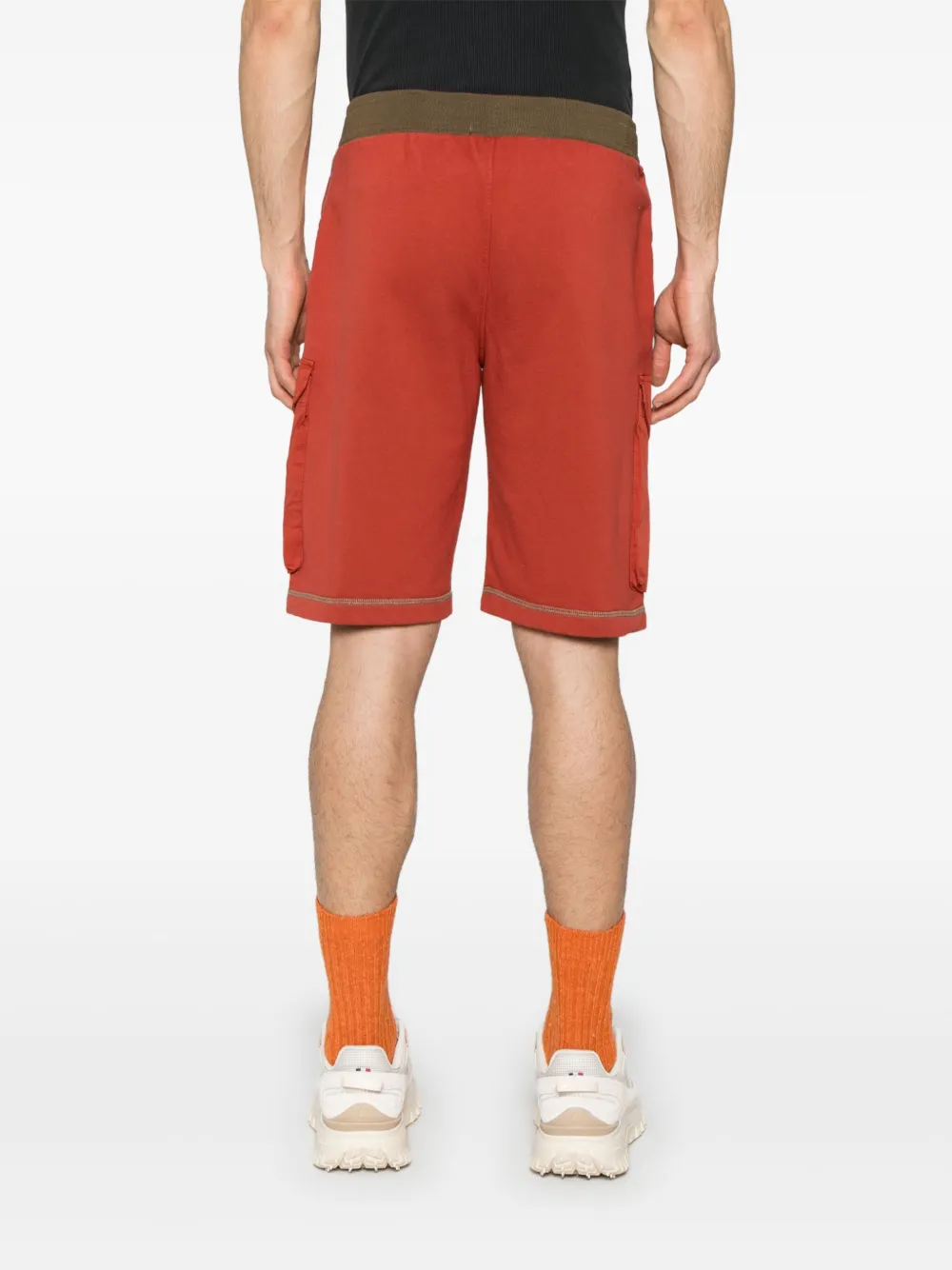 C.p. Company Diagonal Fleece Cargoshorts In Braun