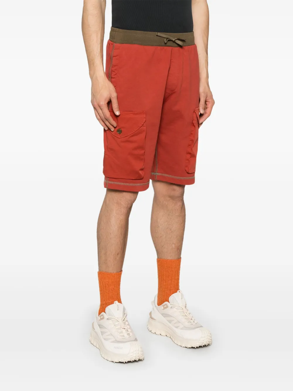 C.p. Company Diagonal Fleece Cargoshorts In Braun