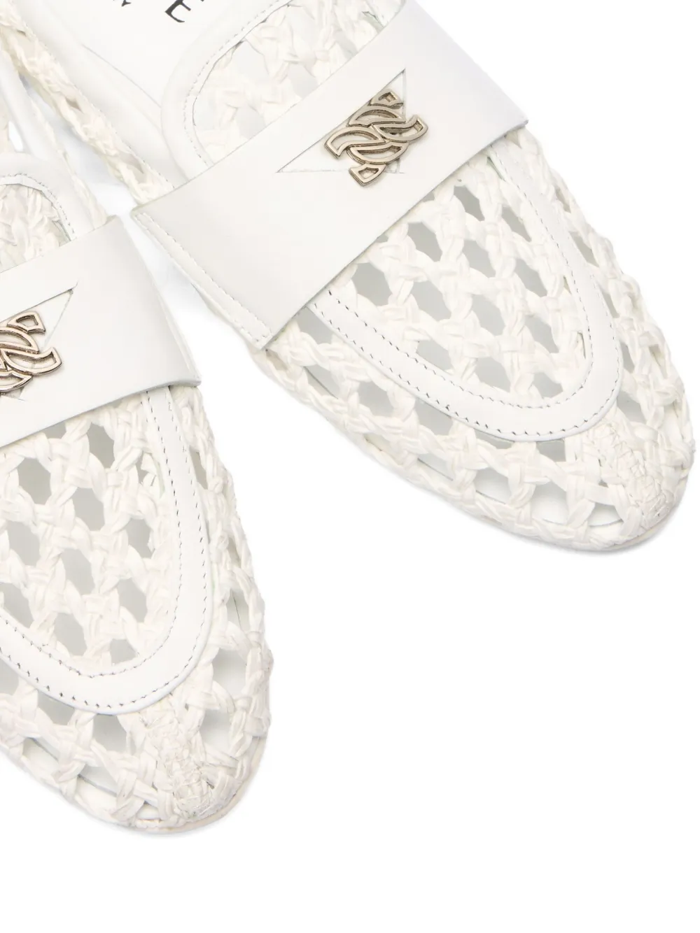 Casadei Loafers met uitgesneden details Wit