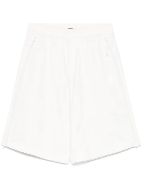C.P. Company bermudas con parche del logo