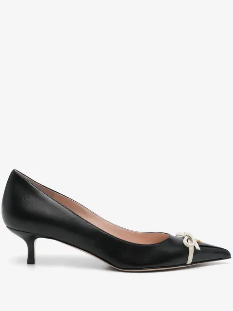 Valentino Garavani Bepointy pumps in patent leather and kidskin 45mm