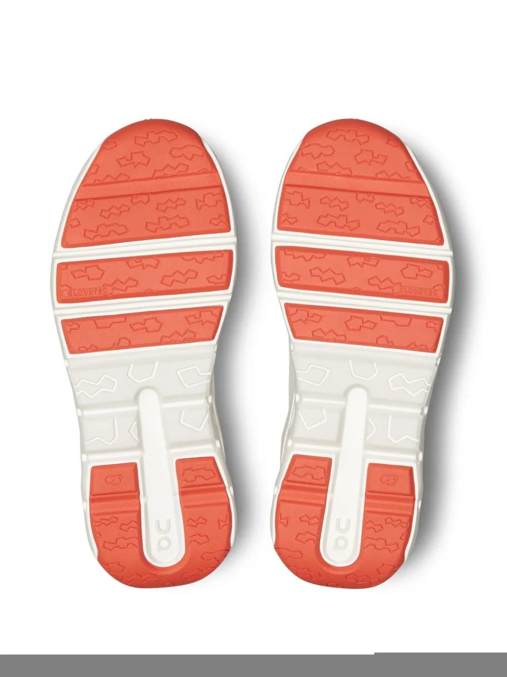 ON RUNNING CLOUDLEAP TRAINERS